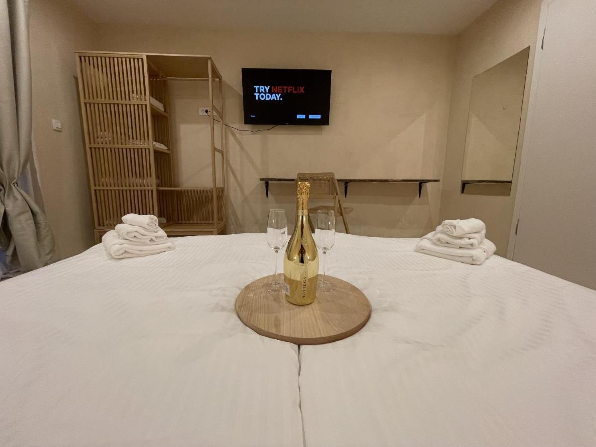 Cozy Apartment Matijas With Private Parking And Terrace Split Exteriör bild